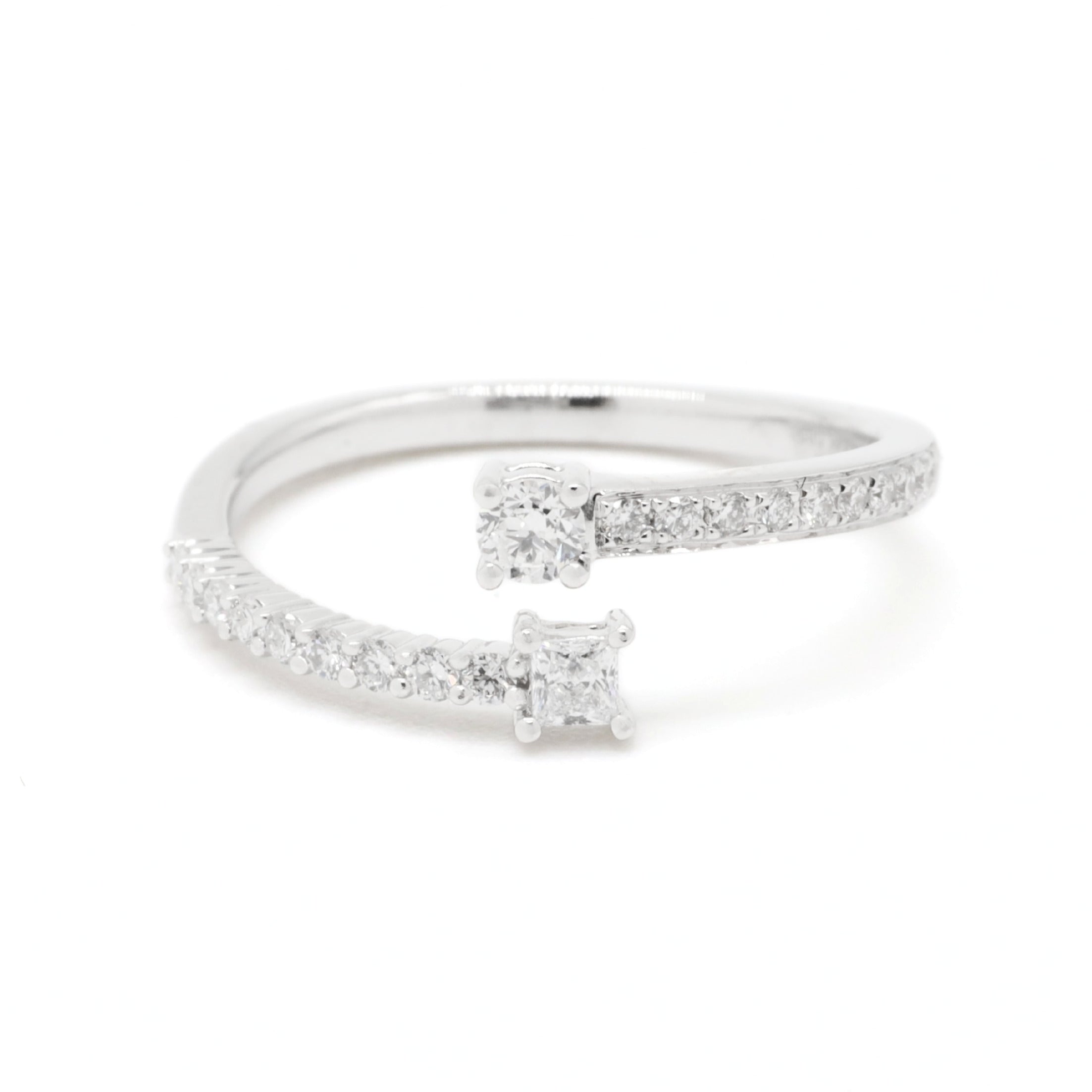 Lab-Grown Diamond Round & Princess Cut Open Ring