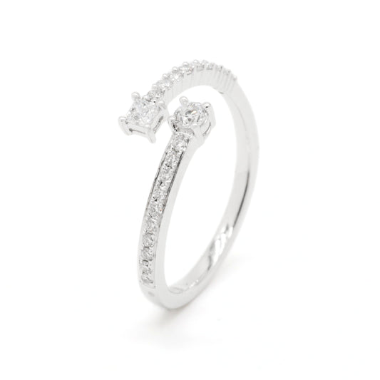 Lab-Grown Diamond Round & Princess Cut Open Ring