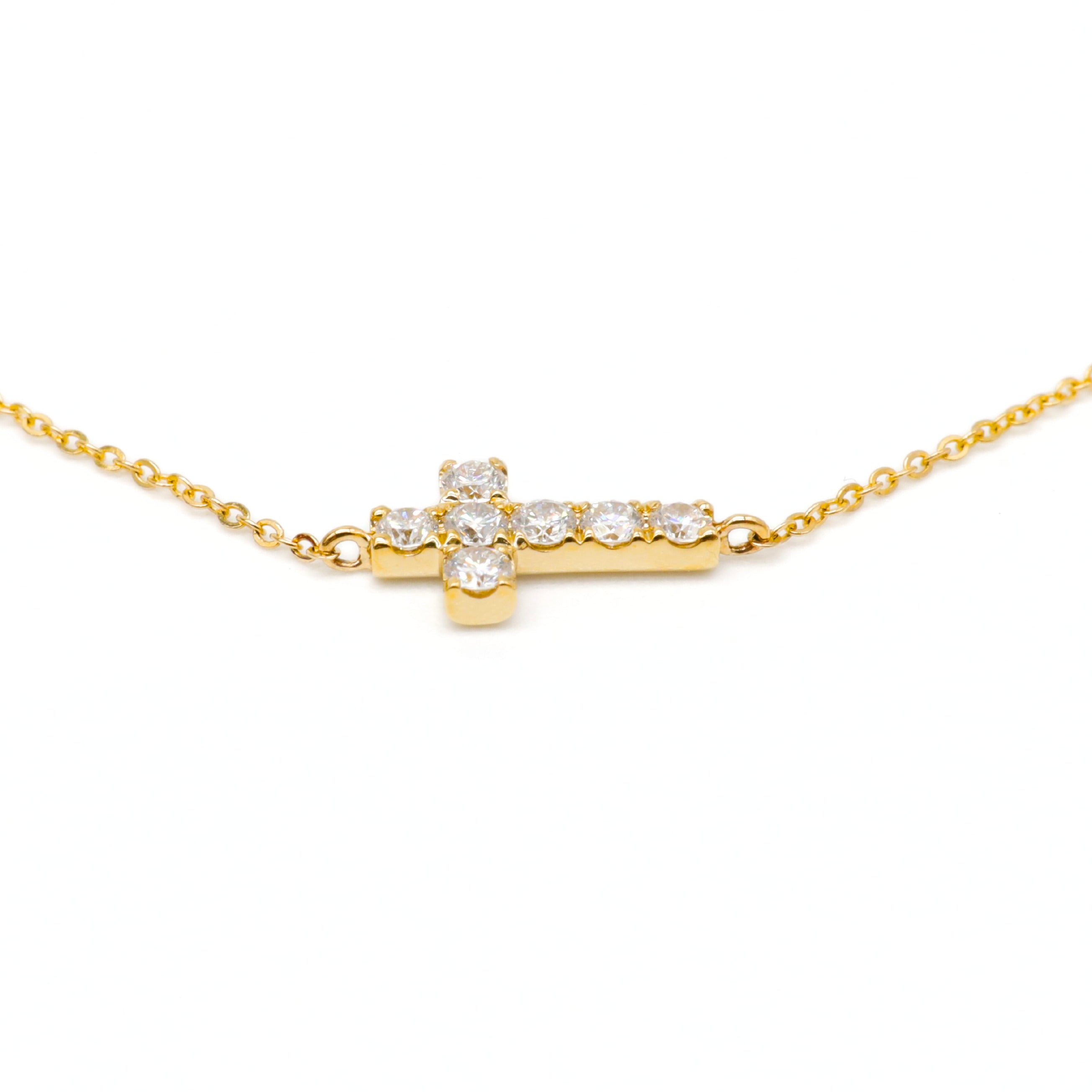 Lab-Diamonds Cross Bracelet