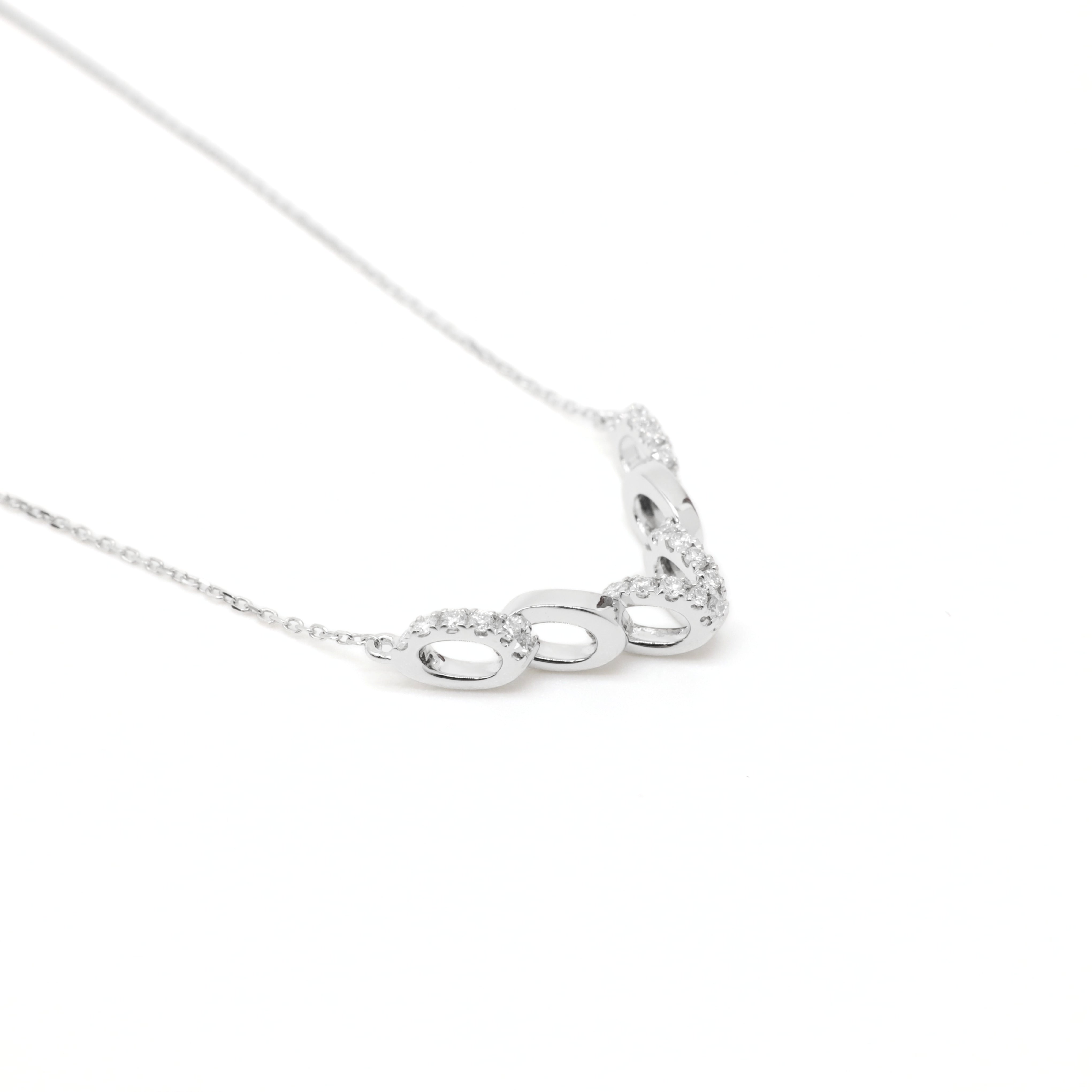 V Curve Lab-Diamond Necklace